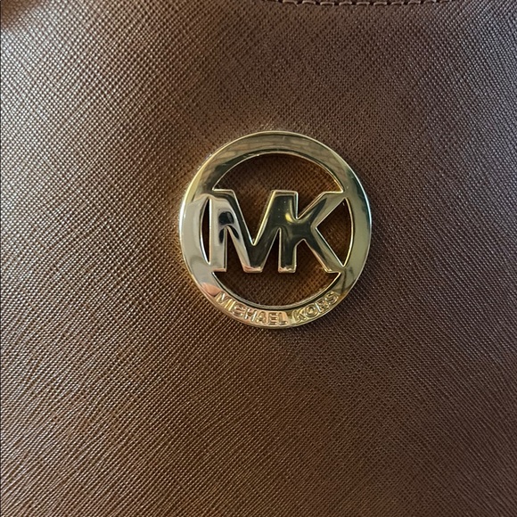 Michael Kors Chocolate Brown Shoulder Bag with Gold Accents - Picture 2 of 9